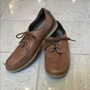 Clarks Men’s Tan Leather Lace Up Shoes size 13 Wonderful Condition